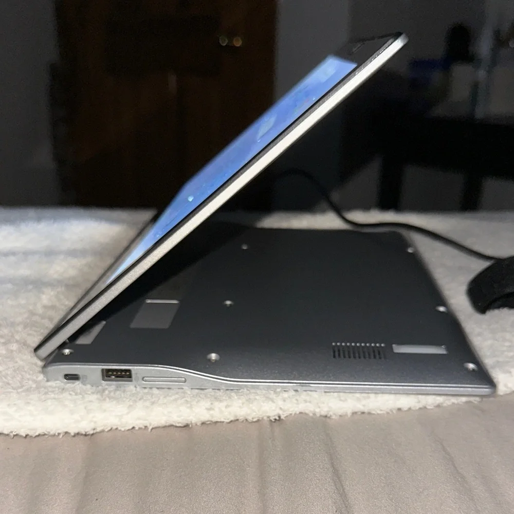 Sleek Silver Laptop Acer 311 Chromebook